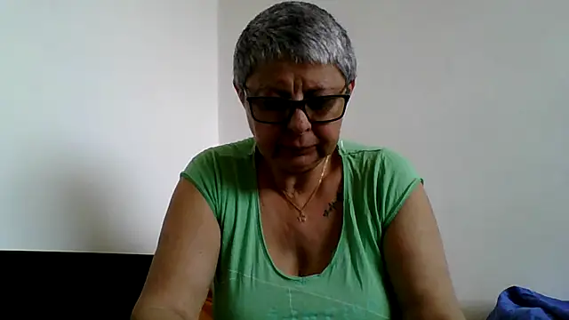roseblak42 online show from 18, 5, 2026