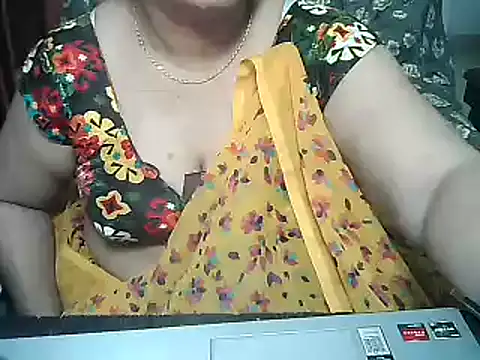 Snapshot of Punambhabisexy chatting on 6, 3, 2025 Punambhabisexy online show from 6, 3, 2025