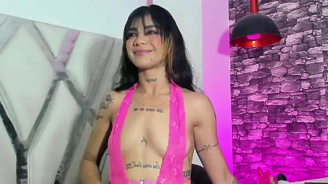 Trinna harperr online show from 31, 12, 2024