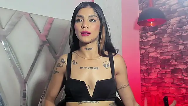 Trinna harperr online show from 3, 1, 2025