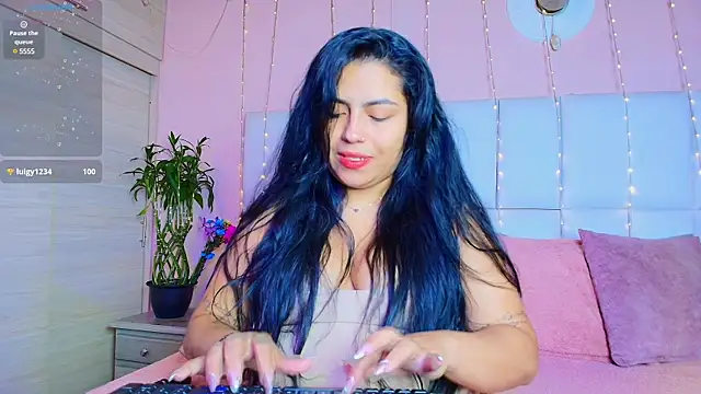 Snapshot of kiana_cream chatting on 12, 3, 2025 kiana cream online show from 12, 3, 2025