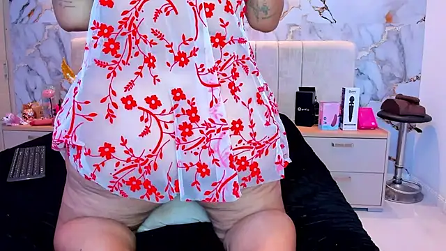 kiana cream online show from 5, 4, 2026