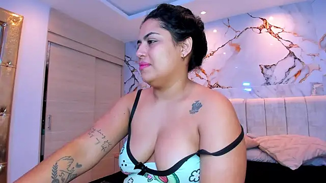 kiana cream online show from 20, 5, 2026