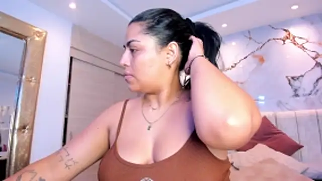 Snapshot of kiana_cream chatting on 6, 6, 2026 kiana cream online show from 6, 6, 2026