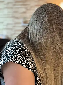 Snapshot of _Abril-Office1 chatting on 18, 2, 2026 Abril-Office1 online show from 18, 2, 2026