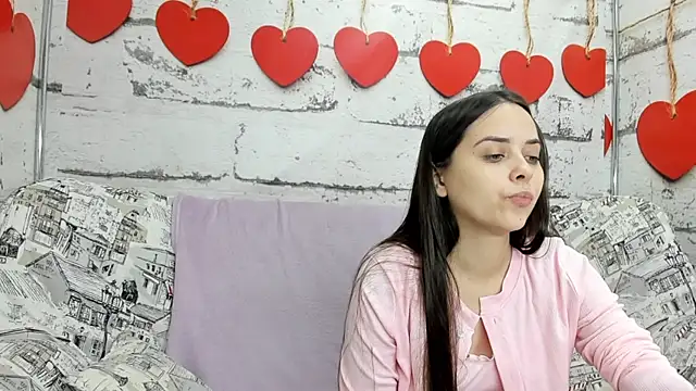 Snapshot of Tiny_JuJu chatting on 19, 9, 2025 Tiny JuJu online show from 19, 9, 2025