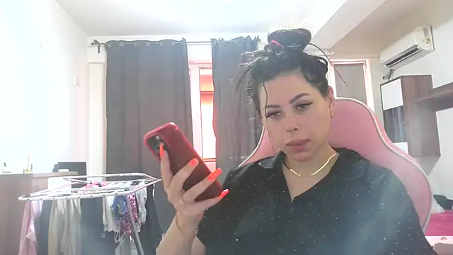 Snapshot of LovelyJulliette chatting on 19, 6, 2026 LovelyJulliette online show from 19, 6, 2026