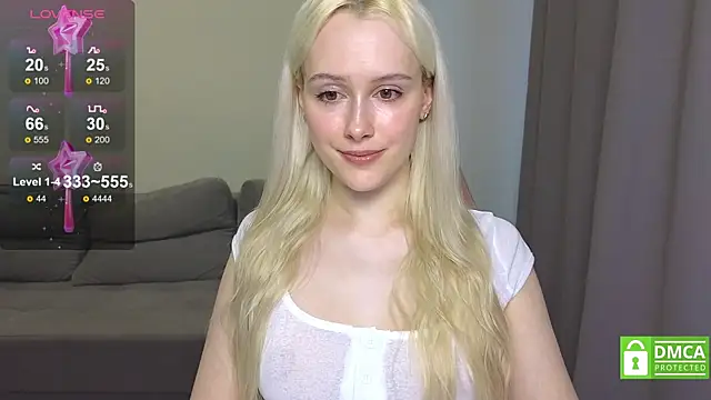 Snapshot of CaseyLabow chatting on 13, 2, 2025 CaseyLabow online show from 13, 2, 2025