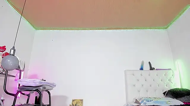 shannon kane  online show from 18, 12, 2024