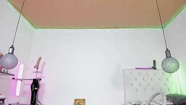 shannon kane  online show from 23, 12, 2024