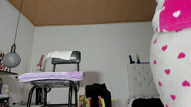 shannon kane  online show from 24, 12, 2024
