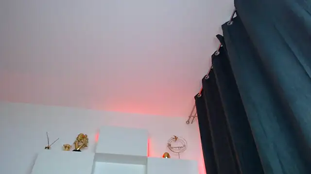 arianatattoos online show from 6, 5, 2026