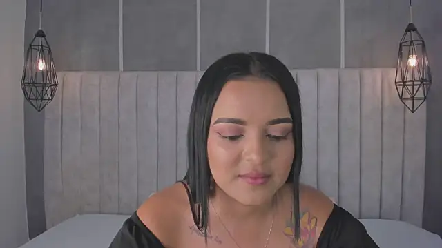 lea gray online show from 24, 2, 2025