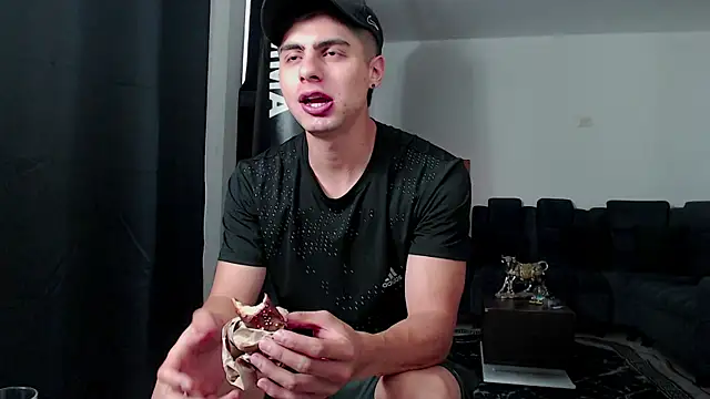 Stiven CL online show from 4, 11, 2025