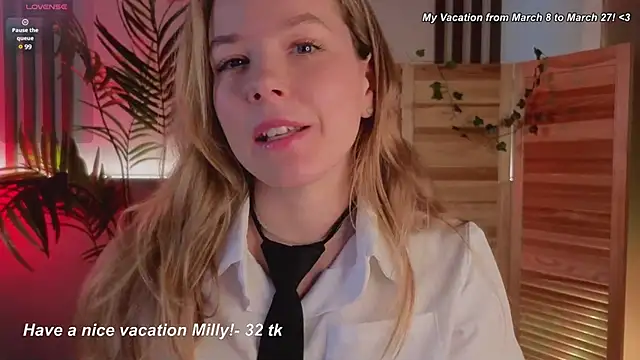 Snapshot of milly_shy chatting on 7, 3, 2025 milly shy online show from 7, 3, 2025