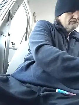 Snapshot of Hotbodyscottie chatting on 5, 1, 2025 Hotbodyscottie online show from 5, 1, 2025