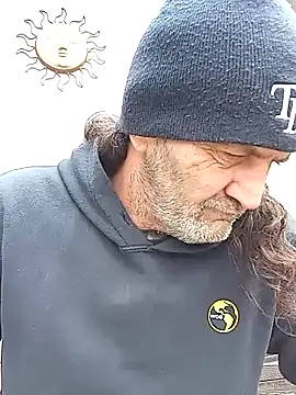 Snapshot of Hotbodyscottie chatting on 11, 1, 2025 Hotbodyscottie online show from 11, 1, 2025