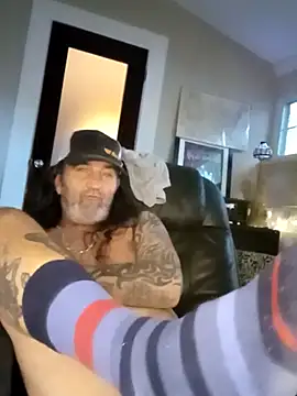 Snapshot of Hotbodyscottie chatting on 19, 2, 2025 Hotbodyscottie online show from 19, 2, 2025