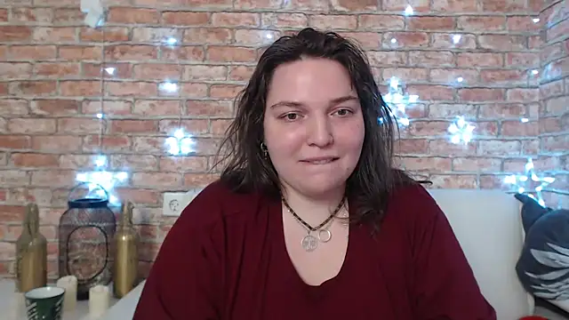 Amelia Kiss  online show from 13, 12, 2024