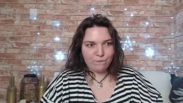 Amelia Kiss  online show from 14, 12, 2024