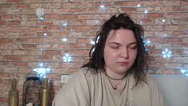 Amelia Kiss  online show from 17, 12, 2024