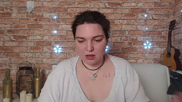 Amelia Kiss  online show from 20, 12, 2024