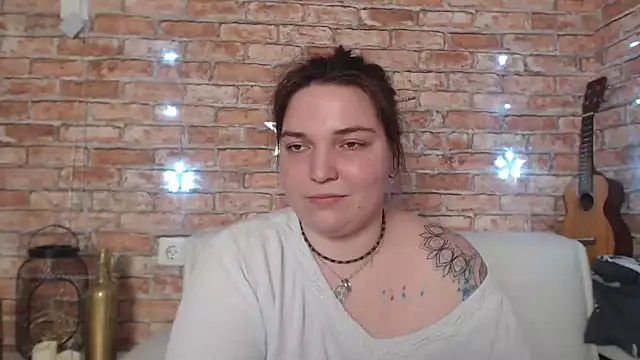 Amelia Kiss  online show from 20, 12, 2024