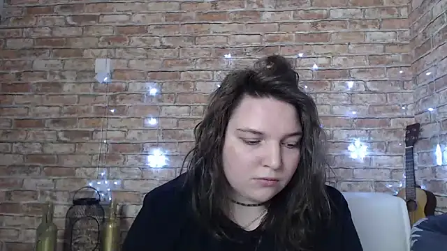 Amelia Kiss  online show from 25, 12, 2024