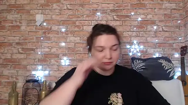 Amelia Kiss  online show from 28, 12, 2024
