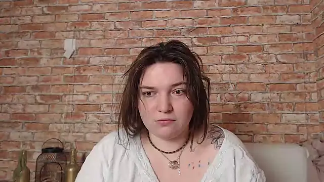 Amelia Kiss  online show from 16, 1, 2025