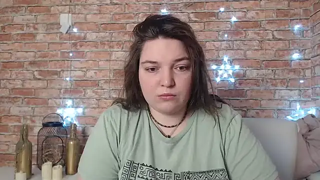 Amelia Kiss  online show from 17, 1, 2025