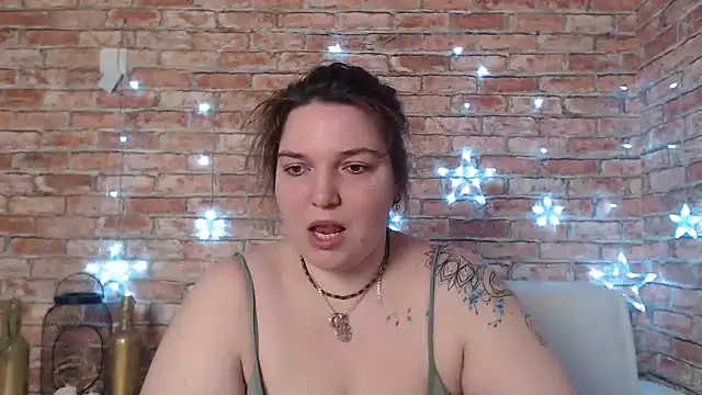 Amelia Kiss  online show from 22, 1, 2025