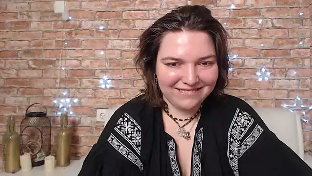 Amelia Kiss  online show from 13, 3, 2025