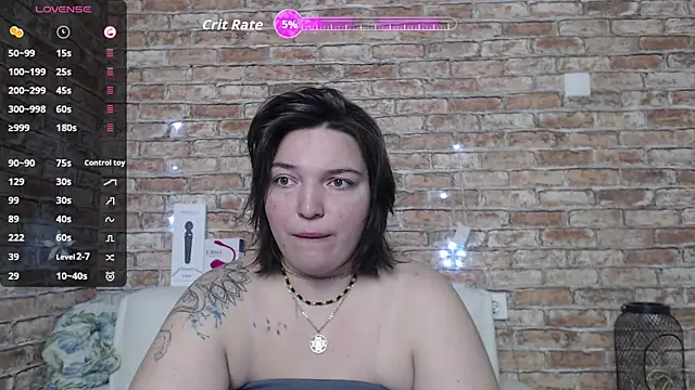 Snapshot of Amelia_Kiss_ chatting on 3, 10, 2025 Amelia Kiss  online show from 3, 10, 2025