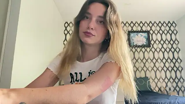 Snapshot of SirenaBelle chatting on 23, 1, 2025 SirenaBelle online show from 23, 1, 2025