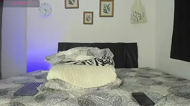 Alex BigDickkk online show from 5, 12, 2025