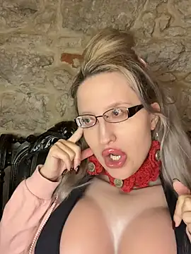 Findomgoaldiggee online show from 11, 3, 2025