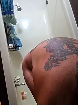 Snapshot of Pussy69Kat chatting on 8, 4, 2026 Pussy69Kat online show from 8, 4, 2026