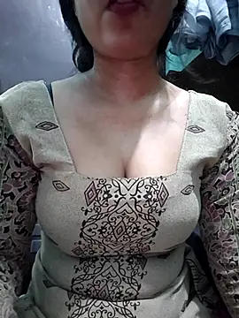 Snapshot of Kavita_ji chatting on 10, 9, 2025 Kavita ji online show from 10, 9, 2025