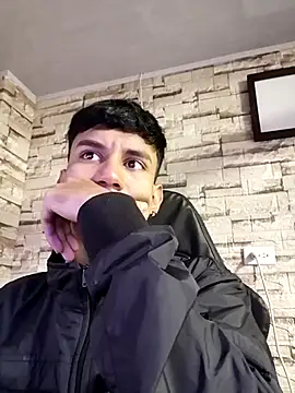 Snapshot of Levin_Hikaru chatting on 15, 3, 2025 Levin Hikaru online show from 15, 3, 2025