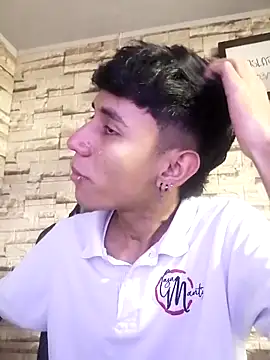 Snapshot of Levin_Hikaru chatting on 22, 3, 2025 Levin Hikaru online show from 22, 3, 2025