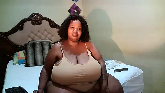 HOTBIGMELONSxx online show from 9, 6, 2026