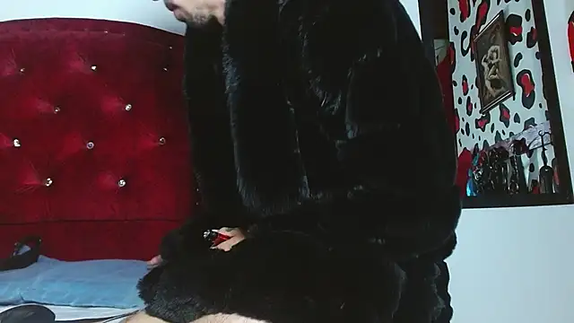 Aaron BigDickxxx online show from 12, 12, 2024