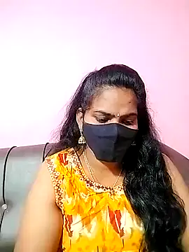 Snapshot of melina214 chatting on 5, 12, 2024 melina214 online show from 5, 12, 2024