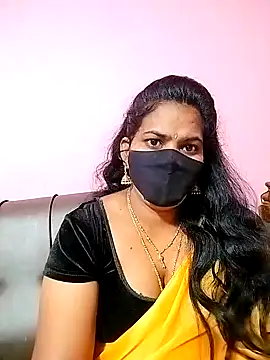 Snapshot of melina214 chatting on 7, 12, 2024 melina214 online show from 7, 12, 2024