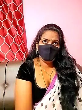 Snapshot of melina214 chatting on 16, 12, 2024 melina214 online show from 16, 12, 2024