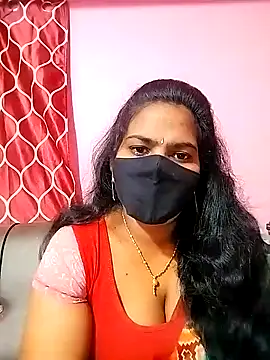 Snapshot of melina214 chatting on 17, 12, 2024 melina214 online show from 17, 12, 2024