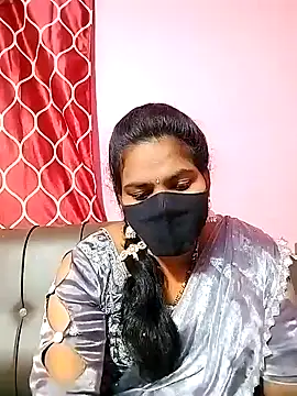 Snapshot of melina214 chatting on 19, 12, 2024 melina214 online show from 19, 12, 2024