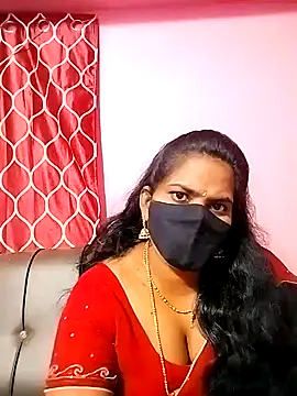 Snapshot of melina214 chatting on 20, 12, 2024 melina214 online show from 20, 12, 2024