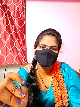 Snapshot of melina214 chatting on 23, 12, 2024 melina214 online show from 23, 12, 2024